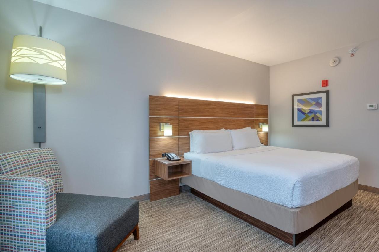 Holiday Inn Express Troy By Ihg Buitenkant foto