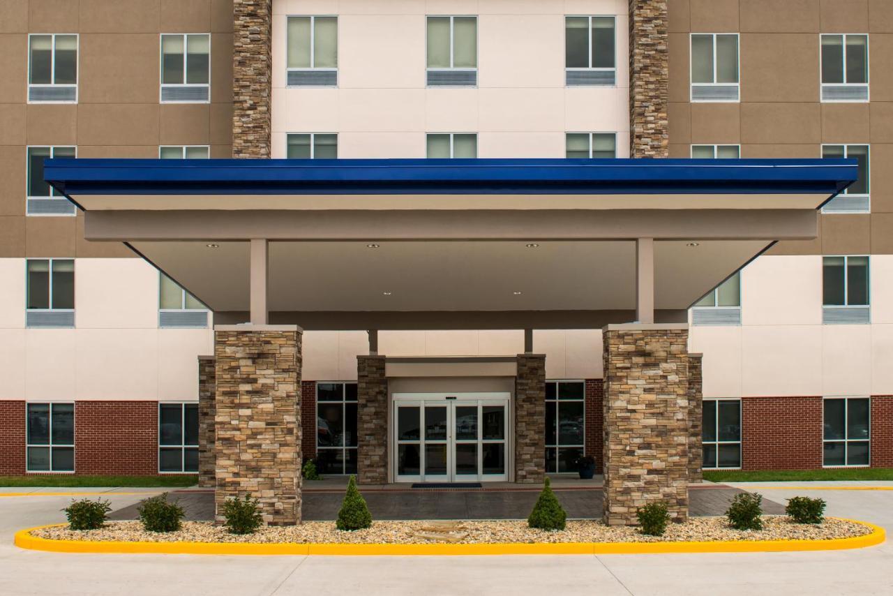 Holiday Inn Express Troy By Ihg Buitenkant foto