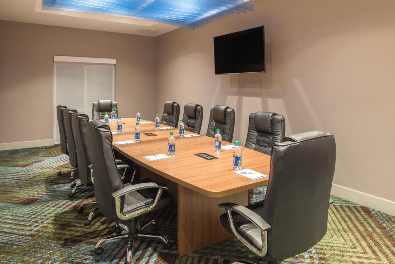 Holiday Inn Express Troy By Ihg Buitenkant foto